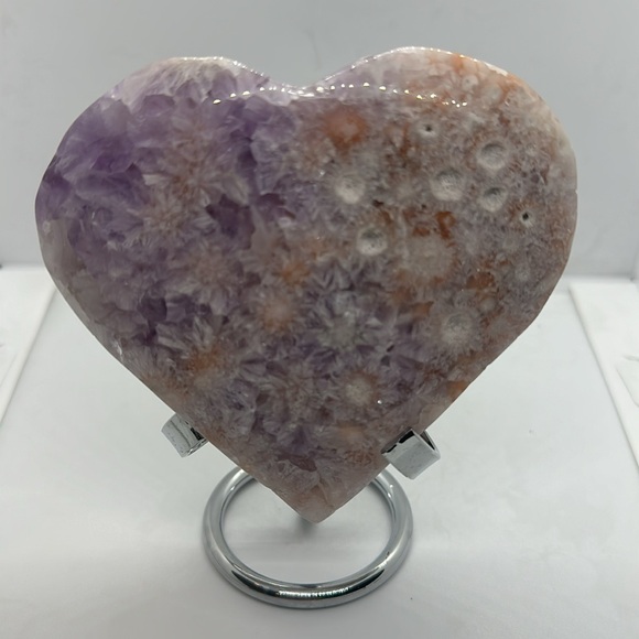 Pink amethyst flower agate druzy heart with sliver stand 430 grams - Picture 3 of 4